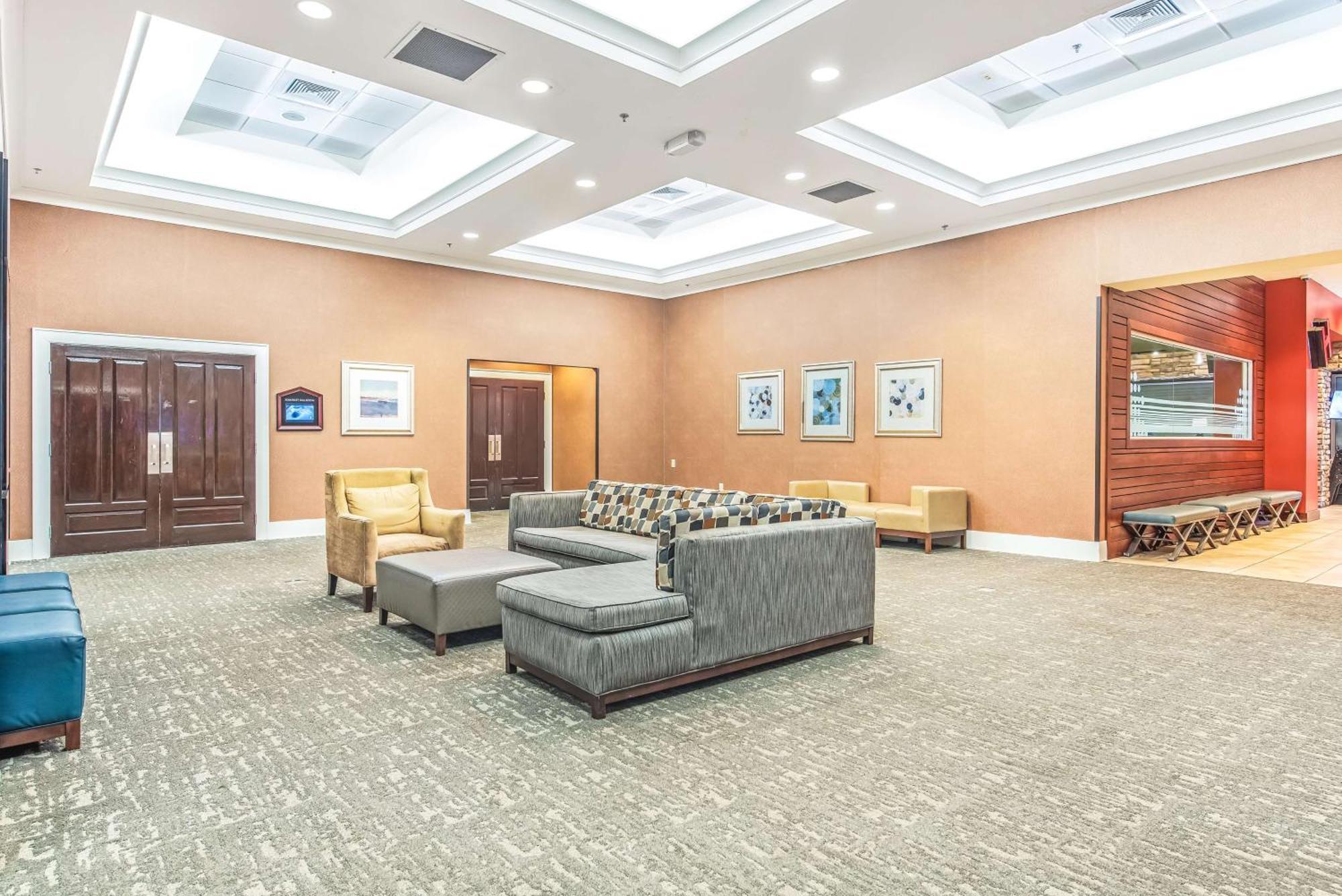 Hotel Doubletree By Hilton Columbus Extérieur photo