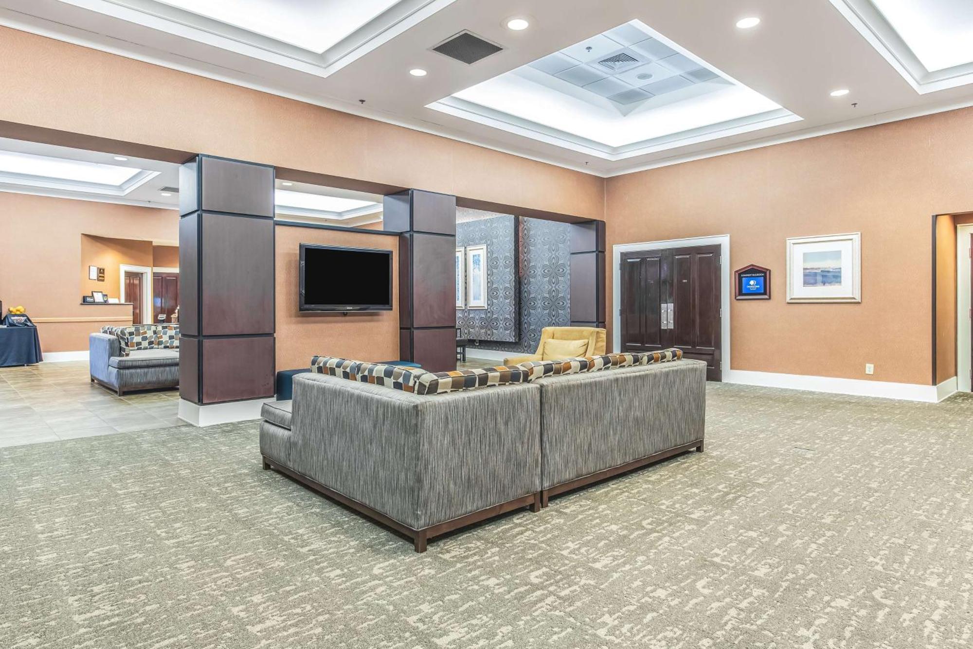 Hotel Doubletree By Hilton Columbus Extérieur photo